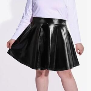Moon Wood Women's Plus Size Metallic Flared Pleated Mini Skater Skirt Black 4XL